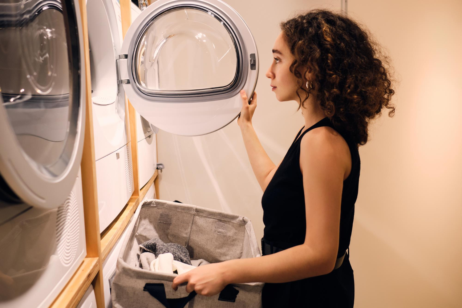 Comment choisir le bon programme de sèche-linge en laverie WASHiN ?